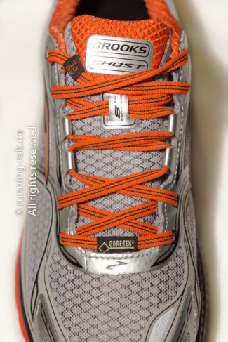Wetterfeste Laufschuhe: Brooks Ghost GTX 8 mit Oberschicht aus atmungsaktivem und wasserdichtem GORE-TEX®