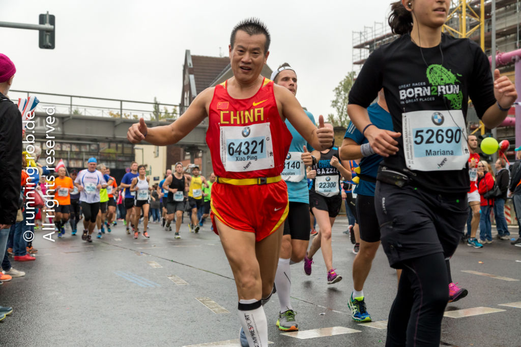 Berlin-Marathon 2017 am Bahnhof Yorckstraße - Von China nach Berlin