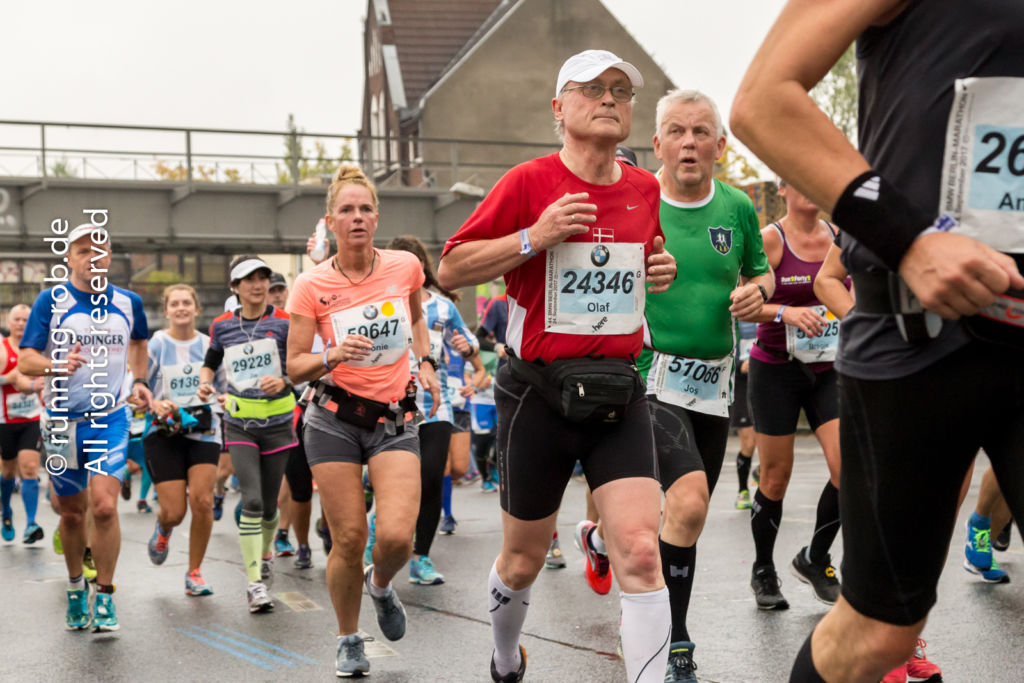 Berlin-Marathon 2017 am Bahnhof Yorckstraße